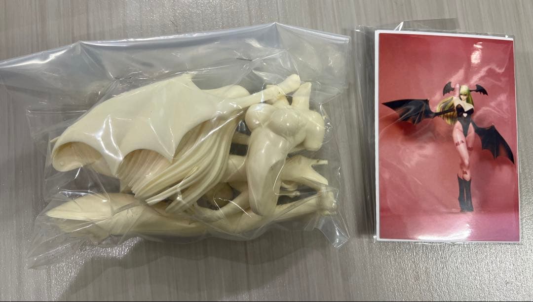 大黒や工房 1/8 モリガン 未組み立てレジンキット ヴァンパイアセイヴァー