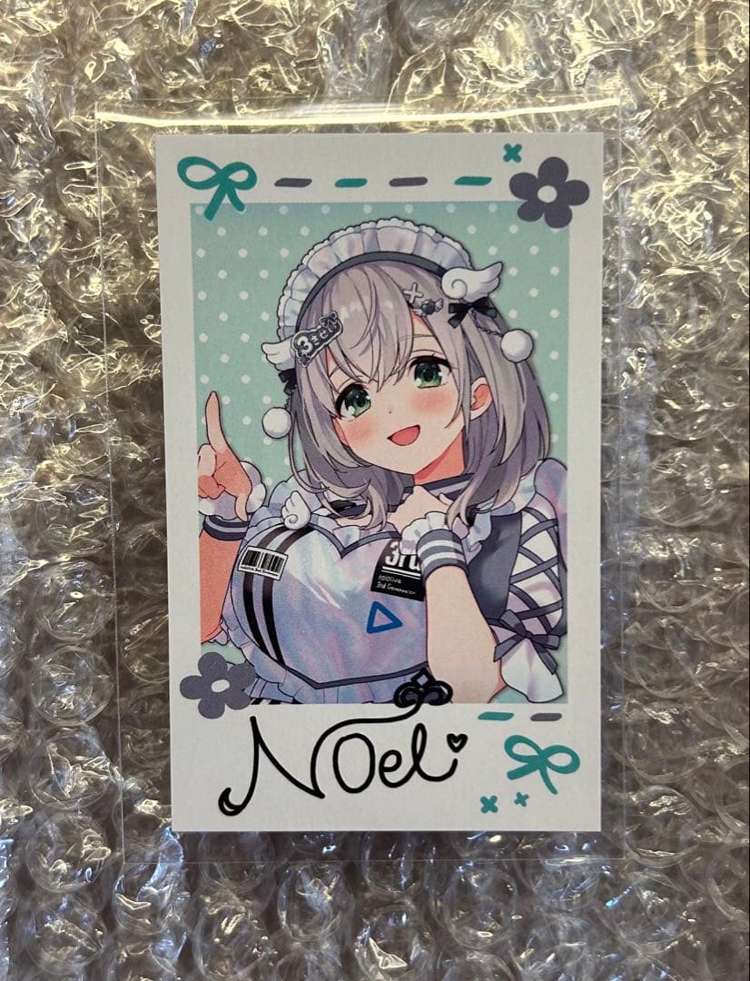 ホロライブ 3期生 1st EPきゅるるん大作戦 白銀ノエル チェキ風カード