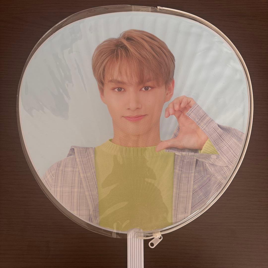 seventeen ジュン うちわ 8点セット まとめ売り - メルカリ