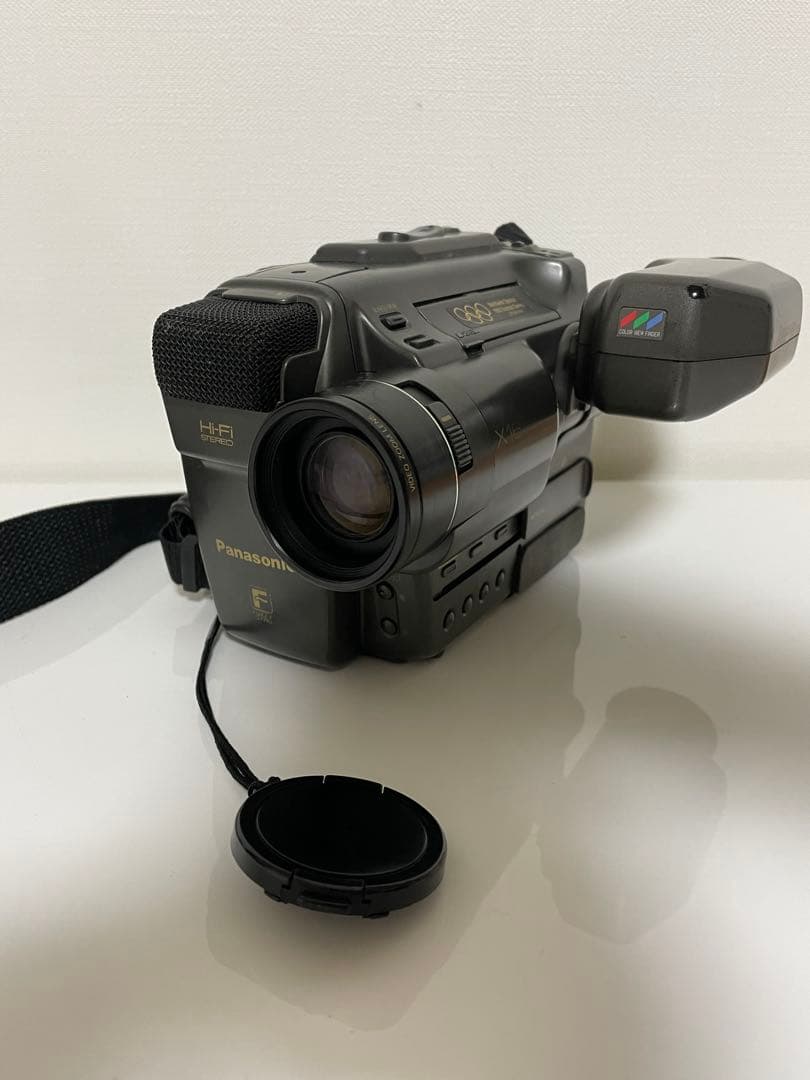 Panasonic NV-S9 S-VHS-Cムービーカメラ本体 - メルカリ