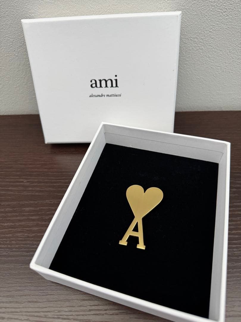 Ami Paris（アミパリス）★ブローチ AMI Alexandre Mattiussi アミパリス AMI PARIS ブローチ AMI DE COEUR