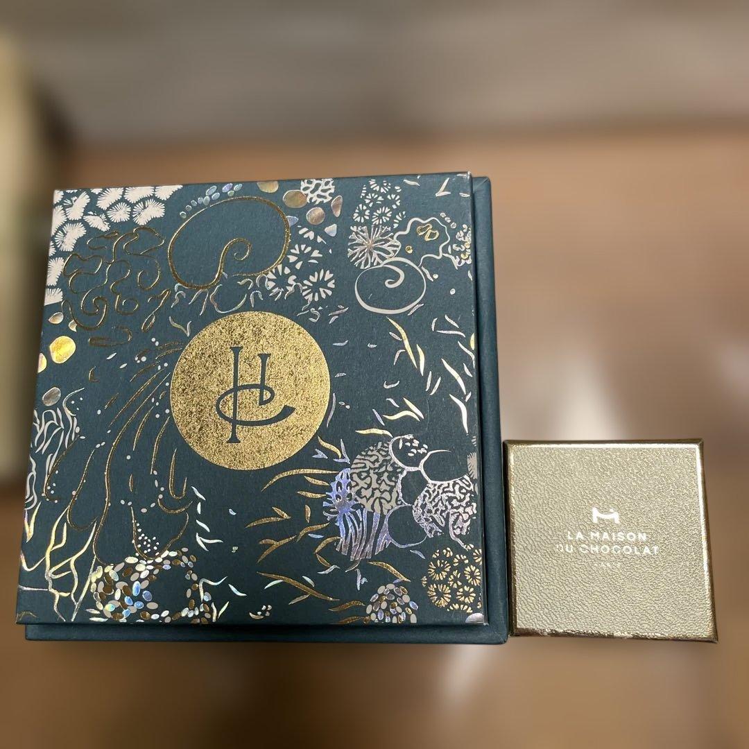 レア Alhambra Van Cleef & Arpels 豪華本
