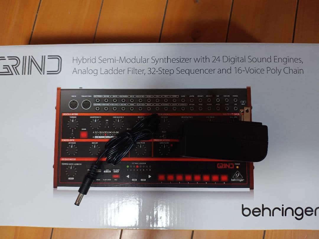 behringer GRIND (パッチケーブル付き) - メルカリ