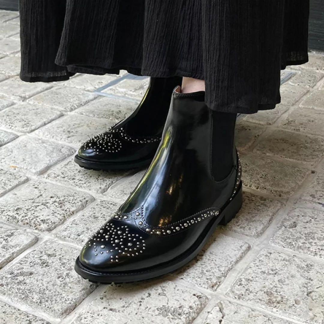 ♡ひめ８♡ アルテサノス　スタッズ付き黒レザーサイドゴアブーツ ♡ひめ8♡様専用 アルテサノス スタッズ付き黒レザーサイドゴアブーツ