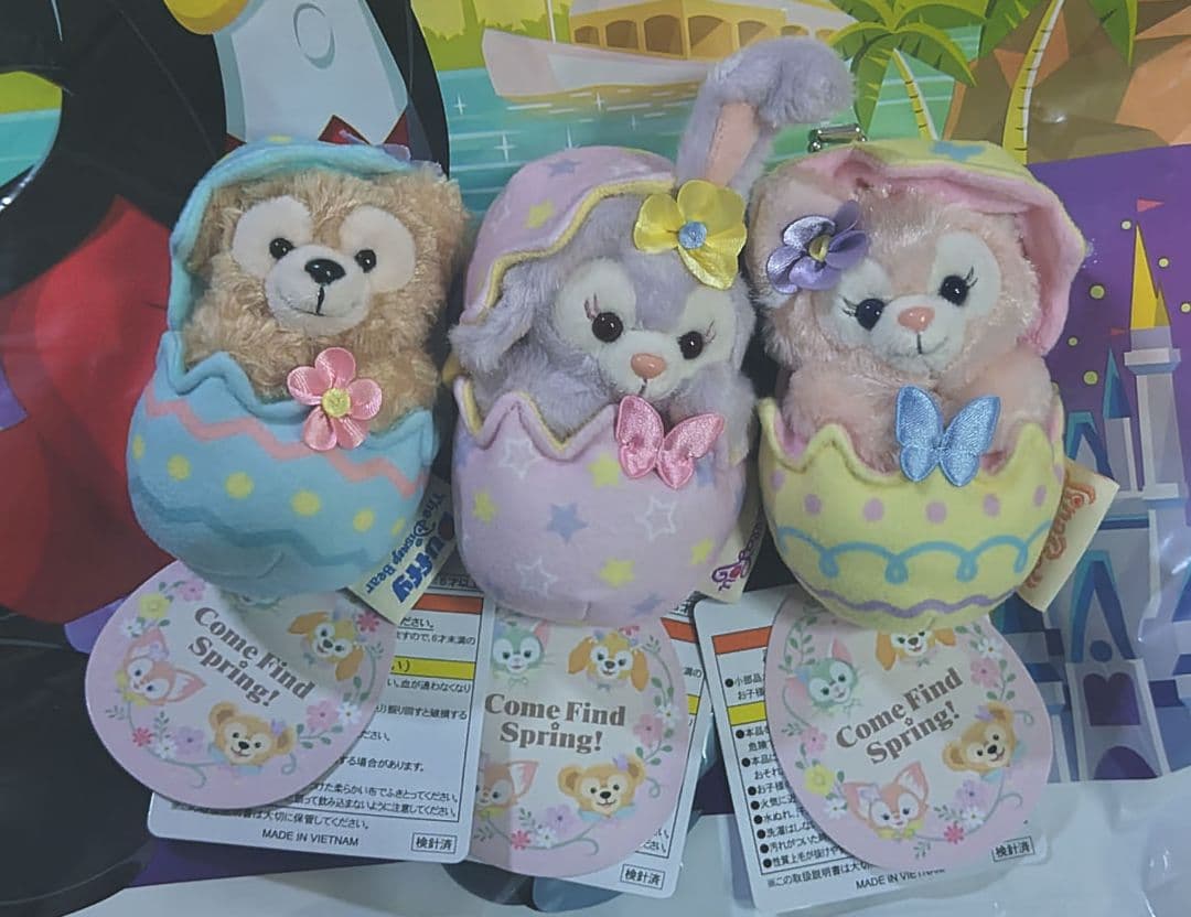 顔厳選　ダッフィー＆フレンズ カムファインドスプリング ぬいぐるみチャーム ダッフィー＆フレンズの耳付きフードにきゅん！ 「ダッフィー