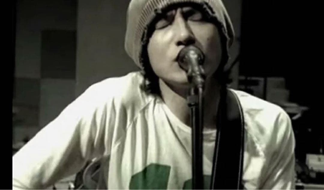 00s ミスチル 桜井和寿 Sign MV 着 ダメージ ニットキャップ - メルカリ