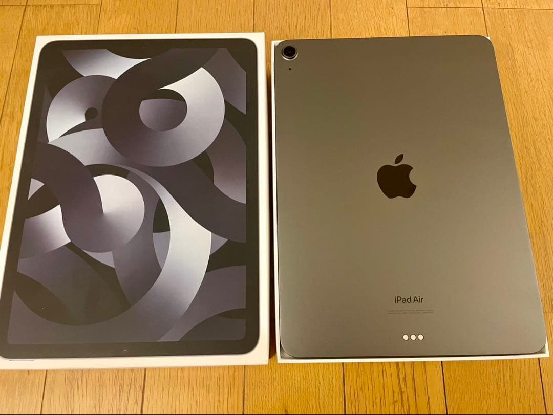 【美品】iPad Air第５世代 (256GB、Wi-Fi) スペースグレイ Refurbished iPad Air Wi-Fi + Cellular 256GB - Space Gray (5th