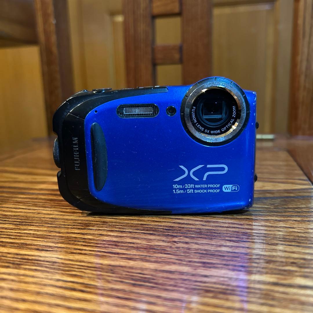 FUJIFILM XP70 防水デジタルカメラ - メルカリ