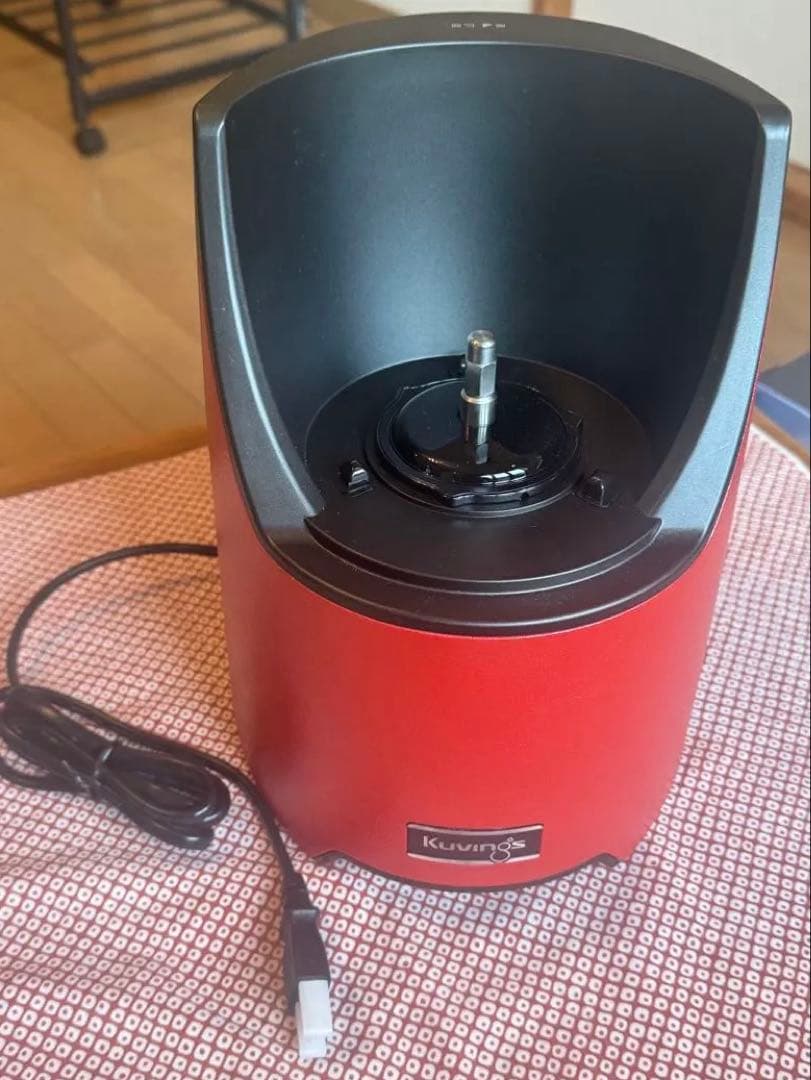 Kuvings EVO-820 スロージューサー レッド - メルカリ