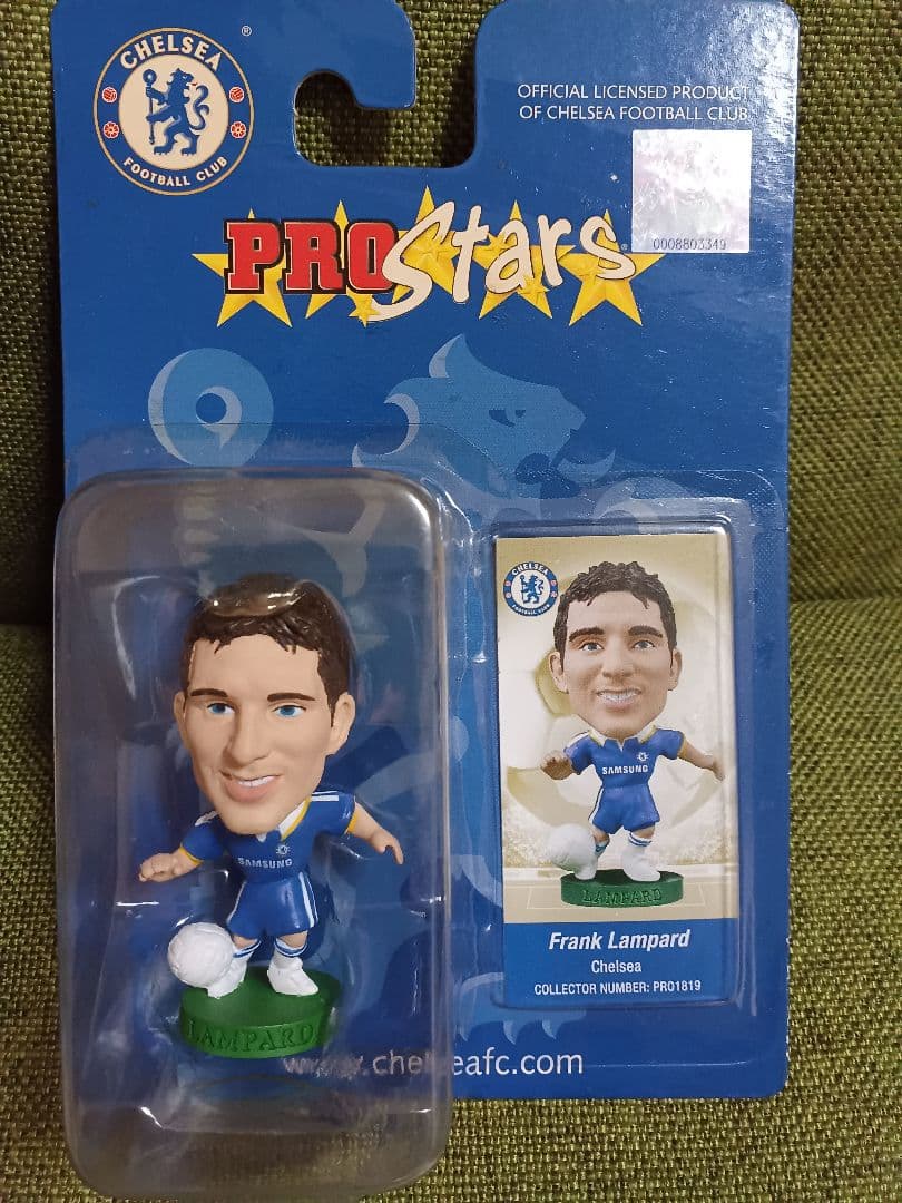 コリンシアン　ペトル・チェフ　ランパード２体セット