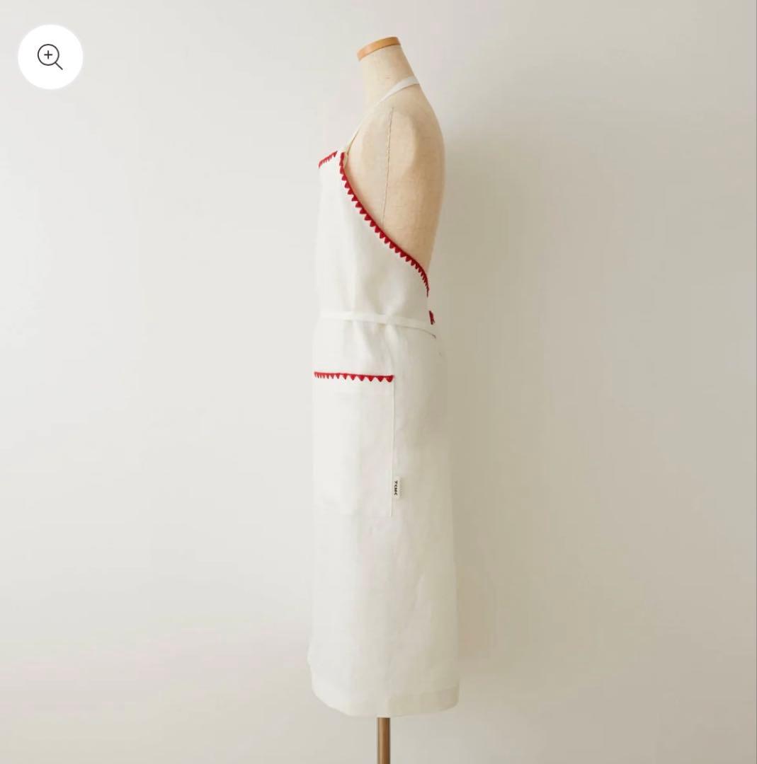 ⭐︎完売品⭐︎滝沢眞規子 タキタキ 新品 エプロン ホワイト✖️レッド