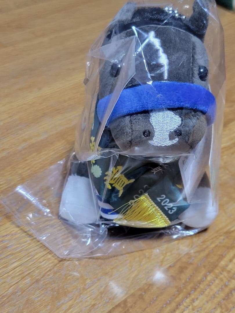 本日限定価格】ドゥレッツァ 菊花賞優勝レイ付きアイドルホース限定品