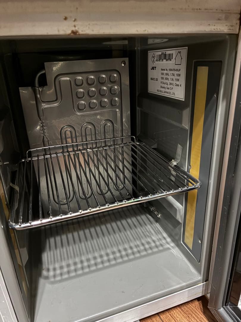 Red Bull コンパクト冷蔵庫 レッドブル - メルカリ