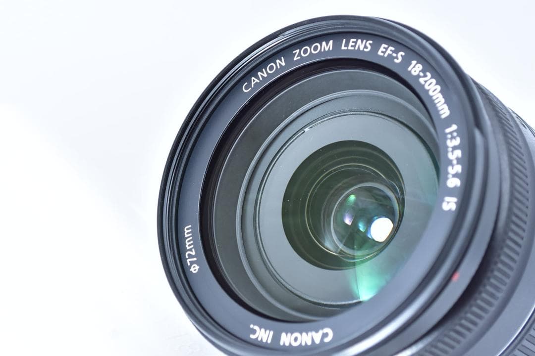 【軽量望遠レンズ】Canon EF-S 18-200mm F3.5-5.6 IS