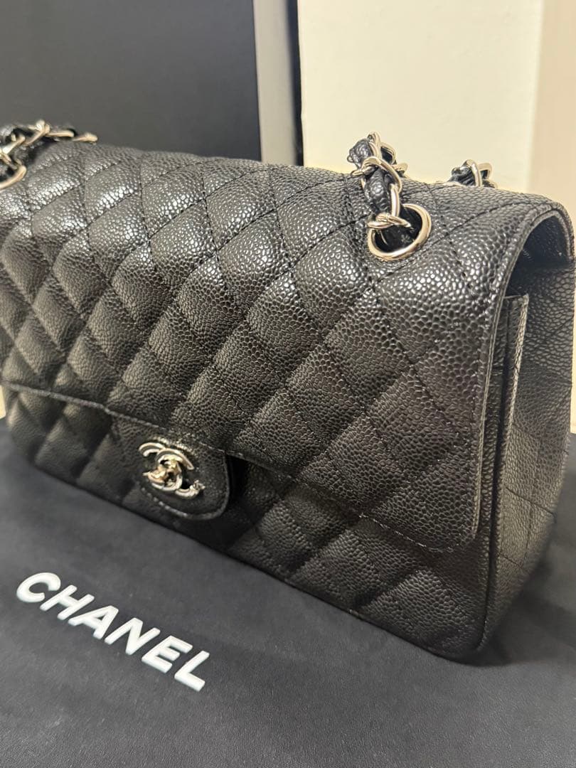 31日まで限定価格CHANEL チェーン フラップバッグキャビアスキン