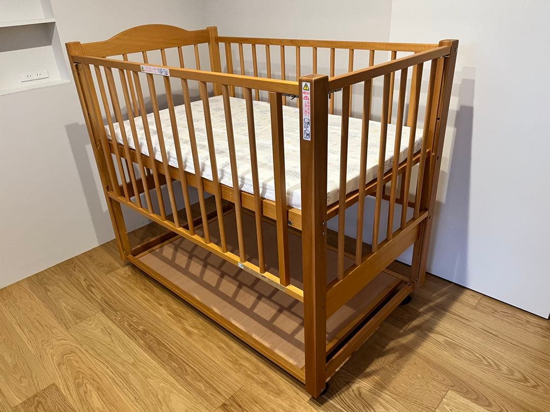 日本製木製ベビーベッド（ナチュラルウッド） 楽天市場】ティンバーベビーベッド 高さ3段階 ベビーベッド ハイ