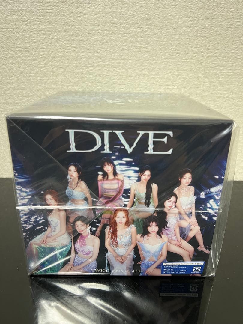 TWICE DIVE 7th Anniverary Collection BOX - メルカリ
