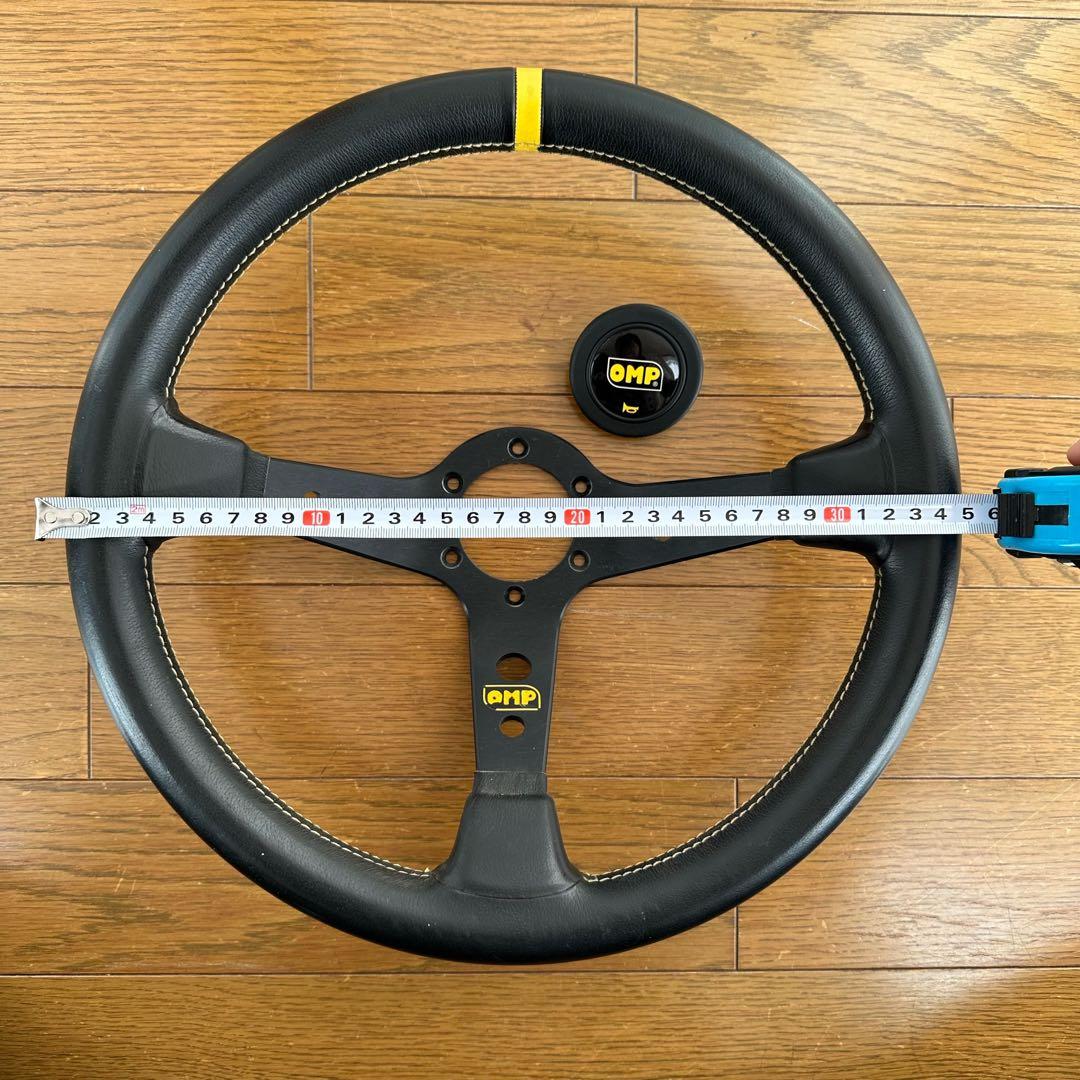 OMP ステアリング コルシカ ディープコーン レザー ホーンボタン付き