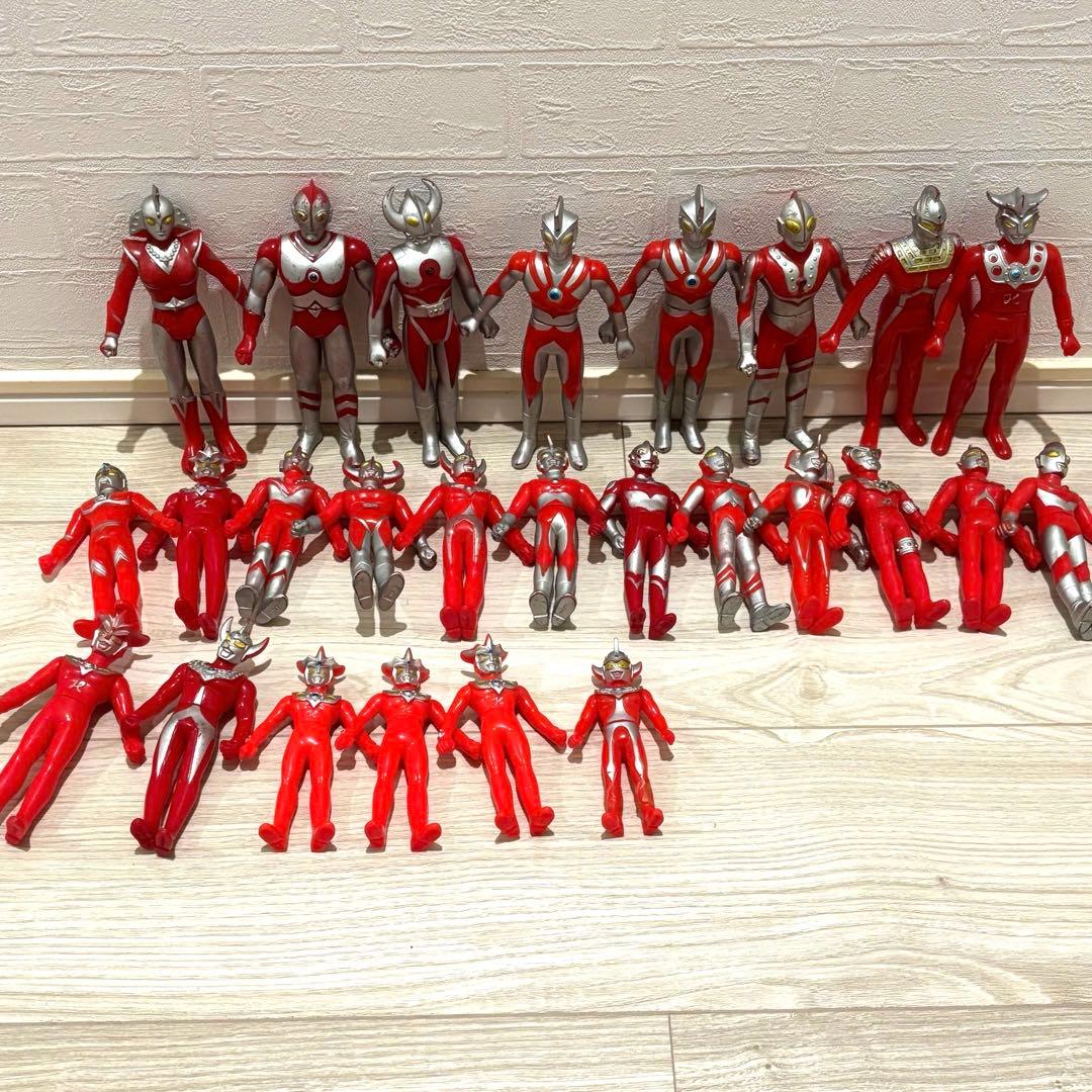 ウルトラマンシリーズ　ソフビ　年代物　日本製　まとめ売り 昭和レトロ 日本製ソフビまとめ売り！ウルトラマン、仮面ライダー等