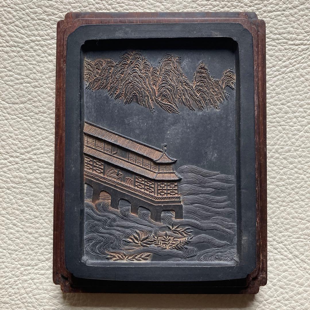 最高級中国墨　韻藻楼　休城胡開文製　大清乾隆年造　寸11.7×8.6×1.8cm