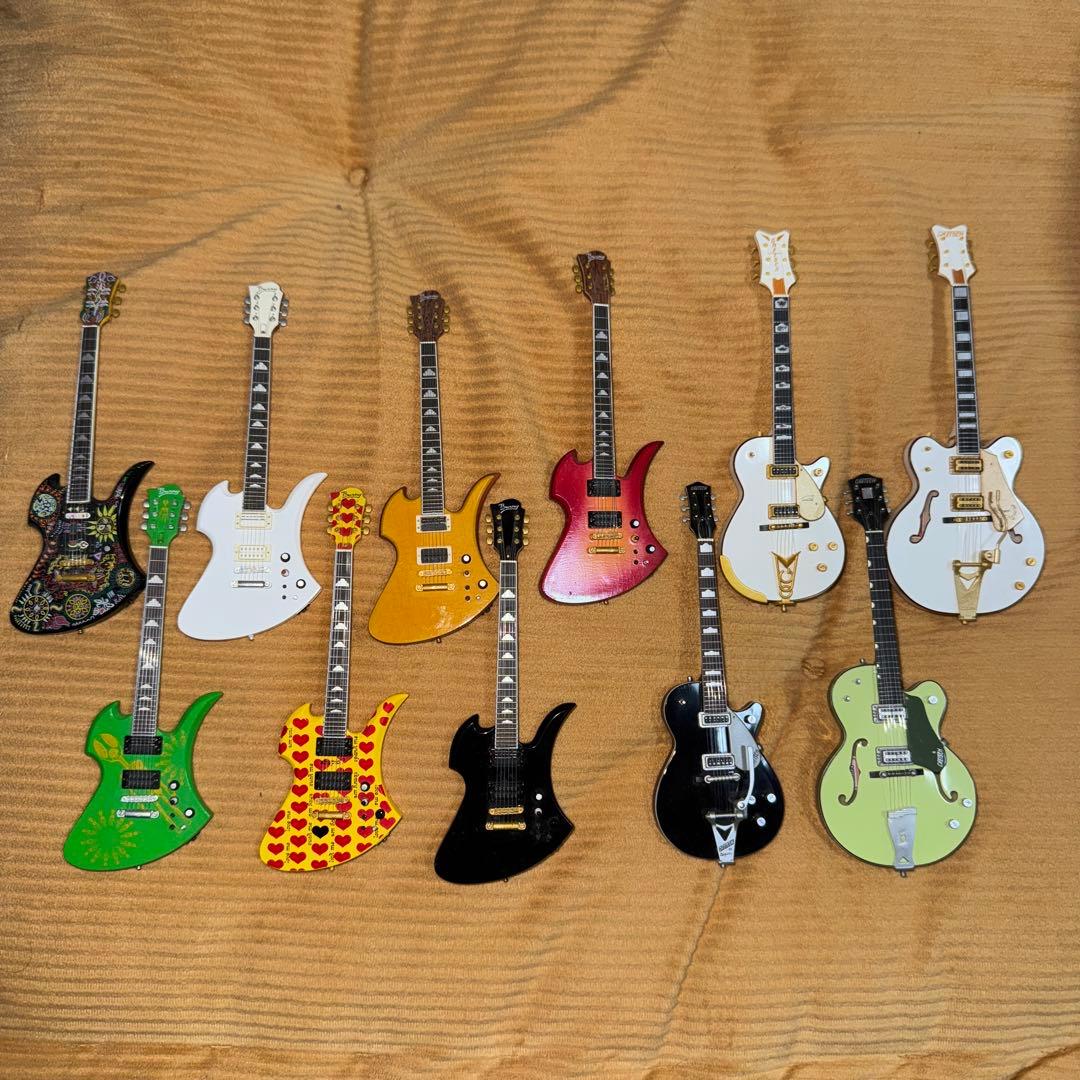 ミニチュアギター 11本セット hide ミニチュアギター 11本セット hide