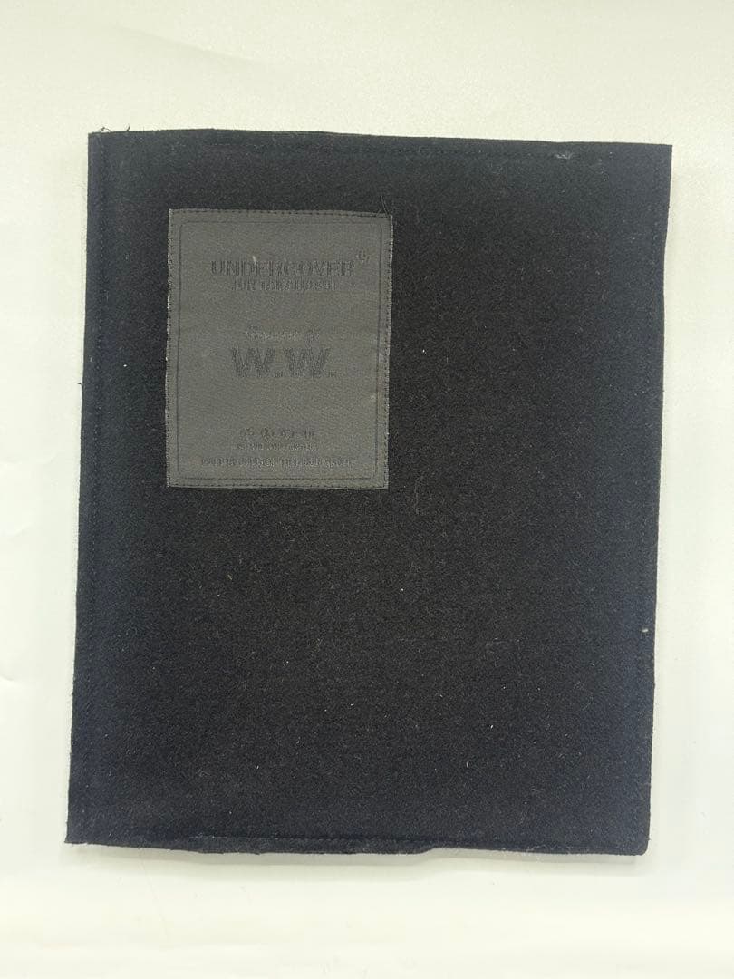 UNDERCOVER W.W. 写真集 アンダーカバー リトルモア 高橋盾 UNDERCOVER by Jun Takahashi アンダーカバー 高橋盾 - 古本買取販売