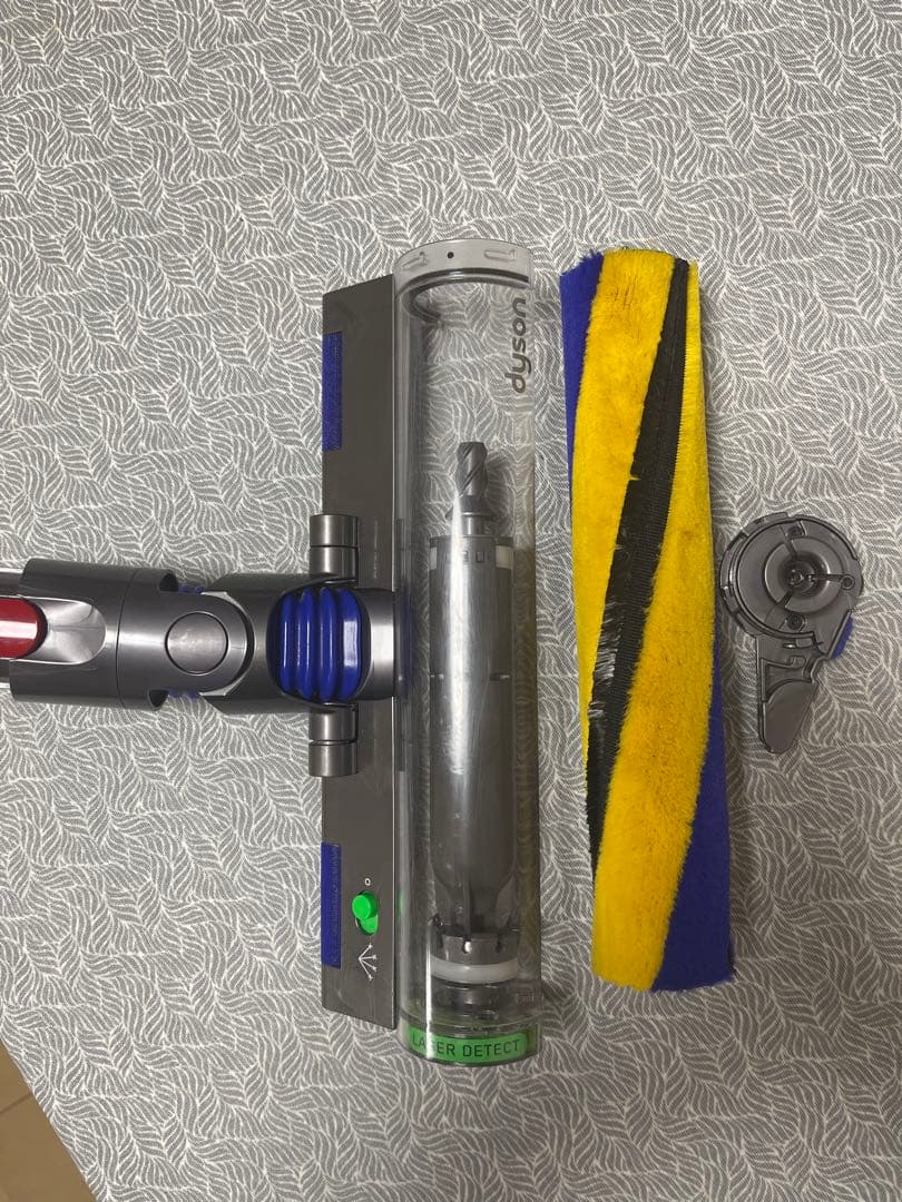 美品】ダイソンクリーナーヘッドLEDのFluffy Opticヘッド V12対応 楽天市場】Dyson ダイソン 正規品 V12 Detect Slim 専用 ヘッド SV20