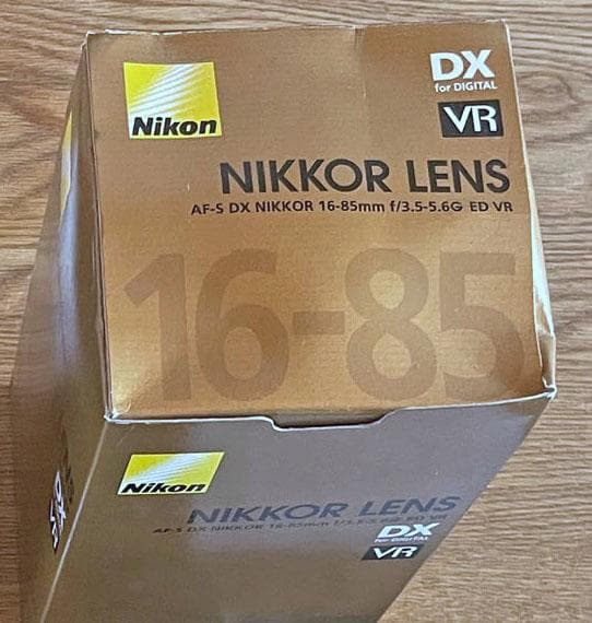 Nikon AF-S Nikkor 16-85mm f3.5-5.6 動作確認