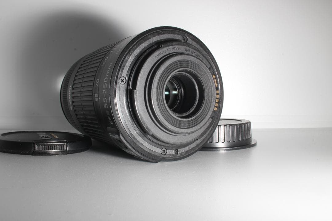 (極美品) Canon EF-S 55-250mm f/4-5.6 IS II