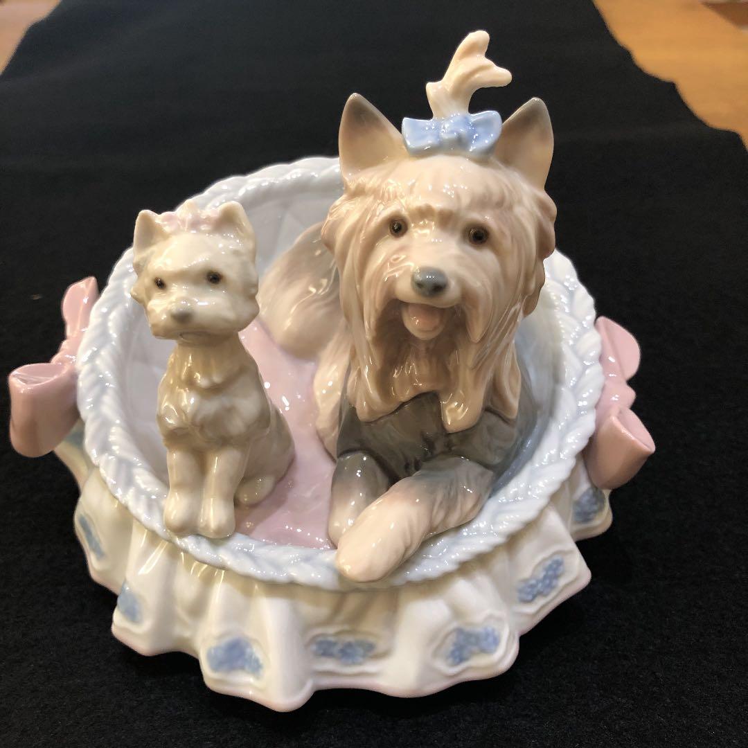 リヤドロ 犬「ここが好き」 #6469 ヨークシャテリア 廃盤 - メルカリ