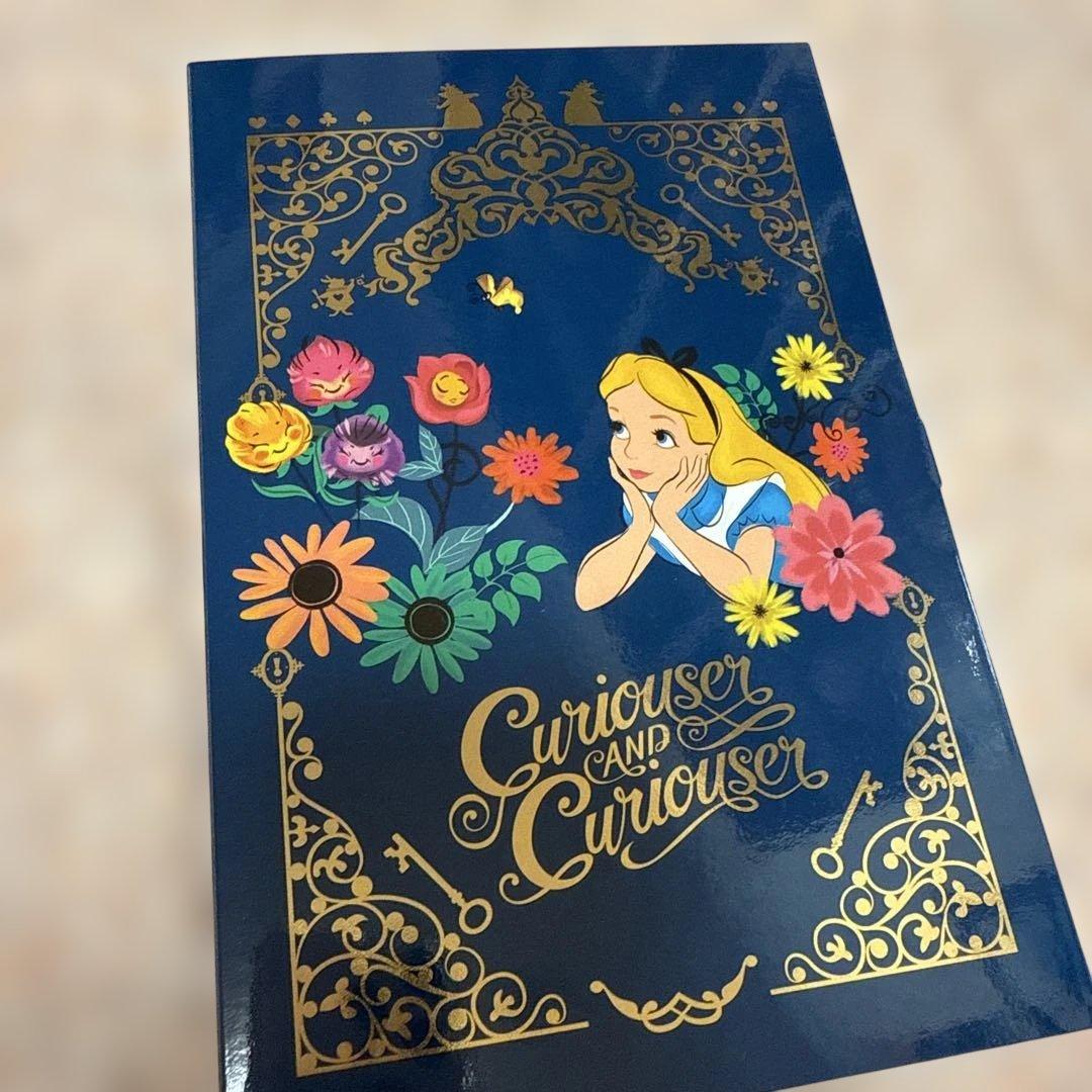 マリークヮント 不思議の国のアリス コラボ アイシャドウ リップ