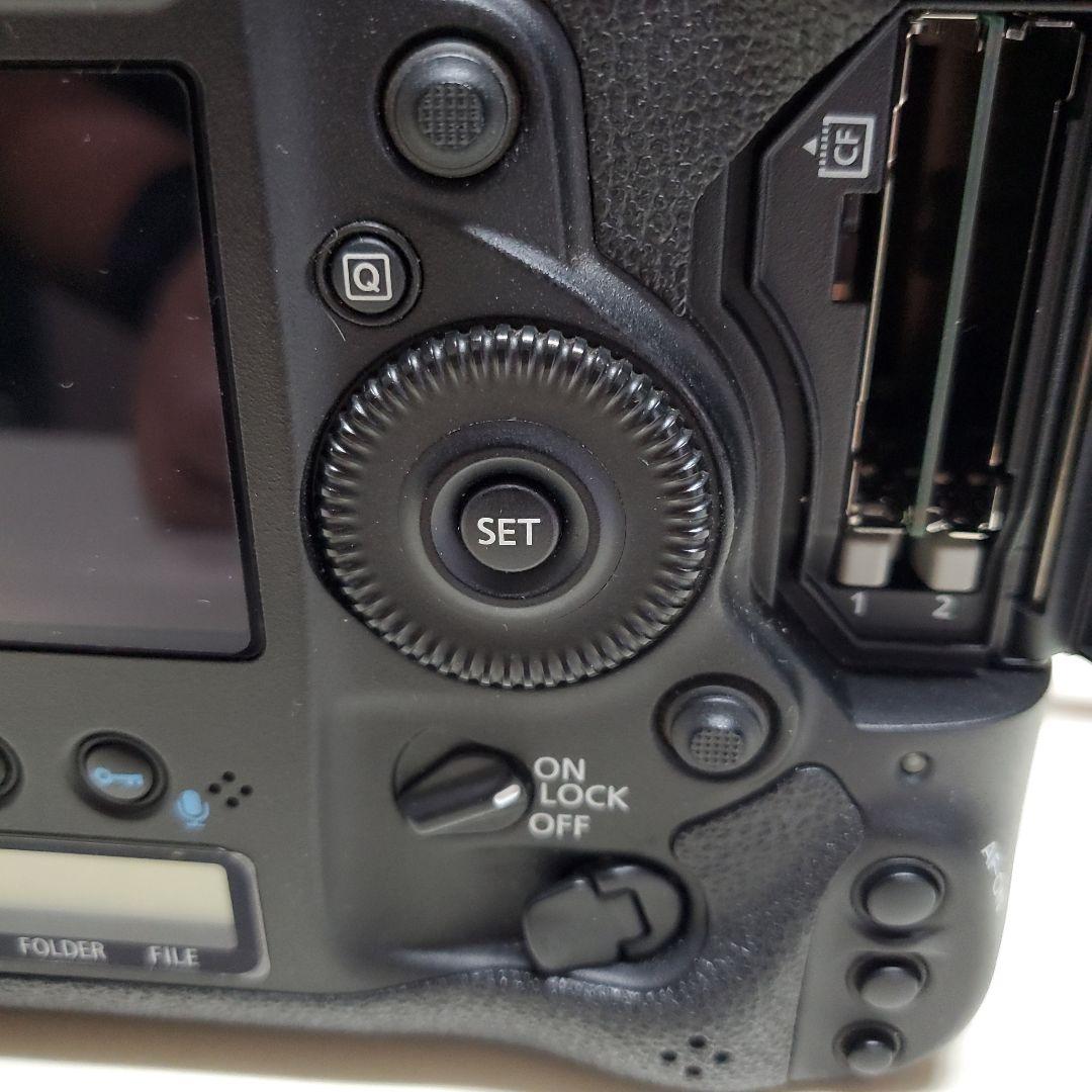 Canon EOS-1D X 本体 取説 充電器付 50000ショット未満です。