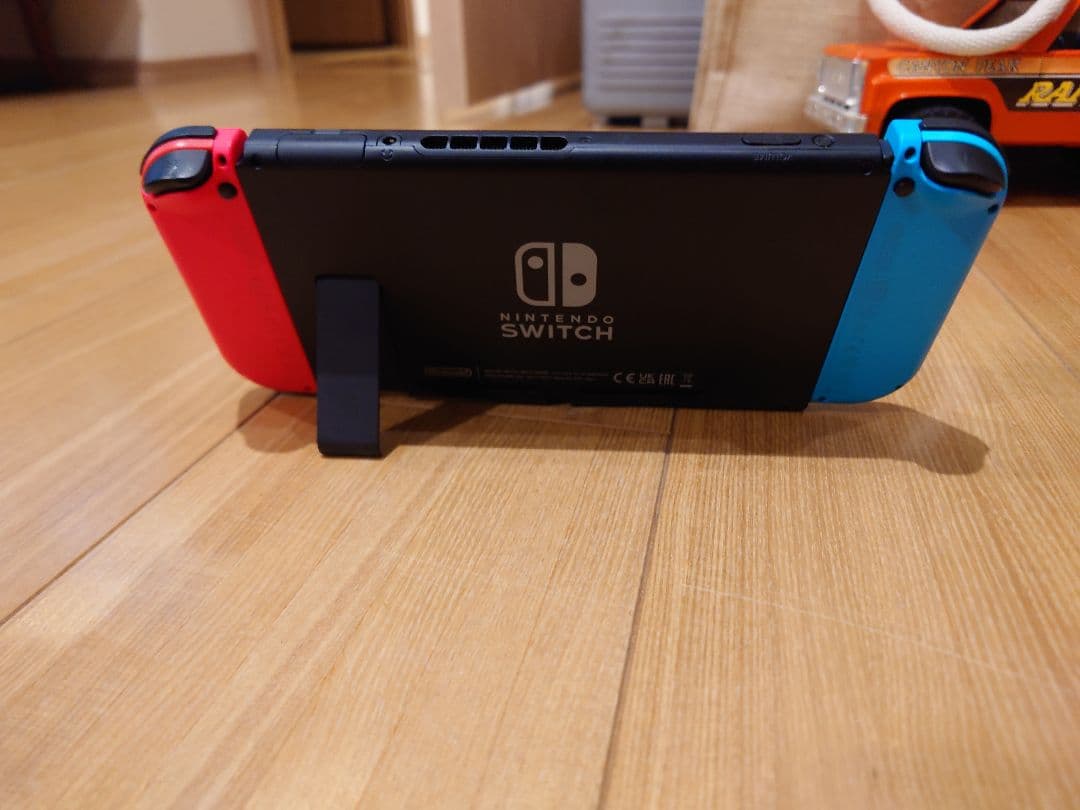 Nintendo Switch 青と赤 Console Nintendo Switch 32GB com JoyCon Azul e Vermelho Neon V2