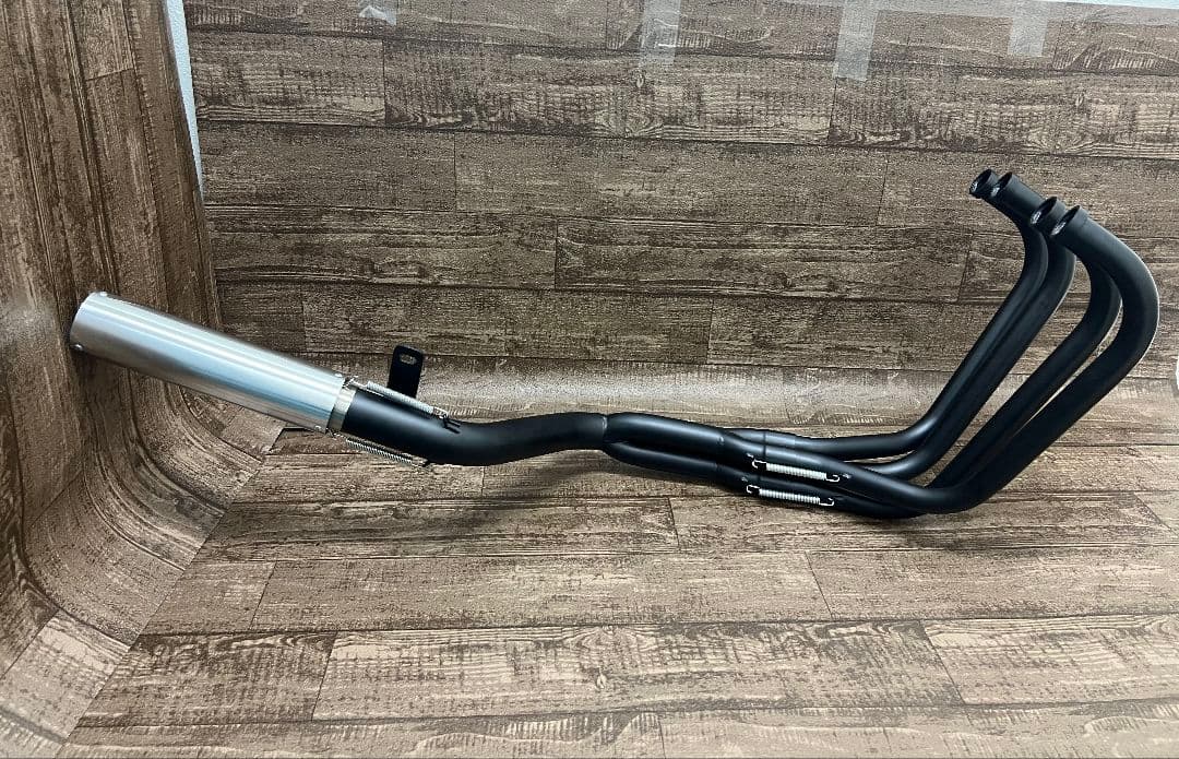 CBX400F/550F 4-2-1集合マフラー黒 送料込み - メルカリ