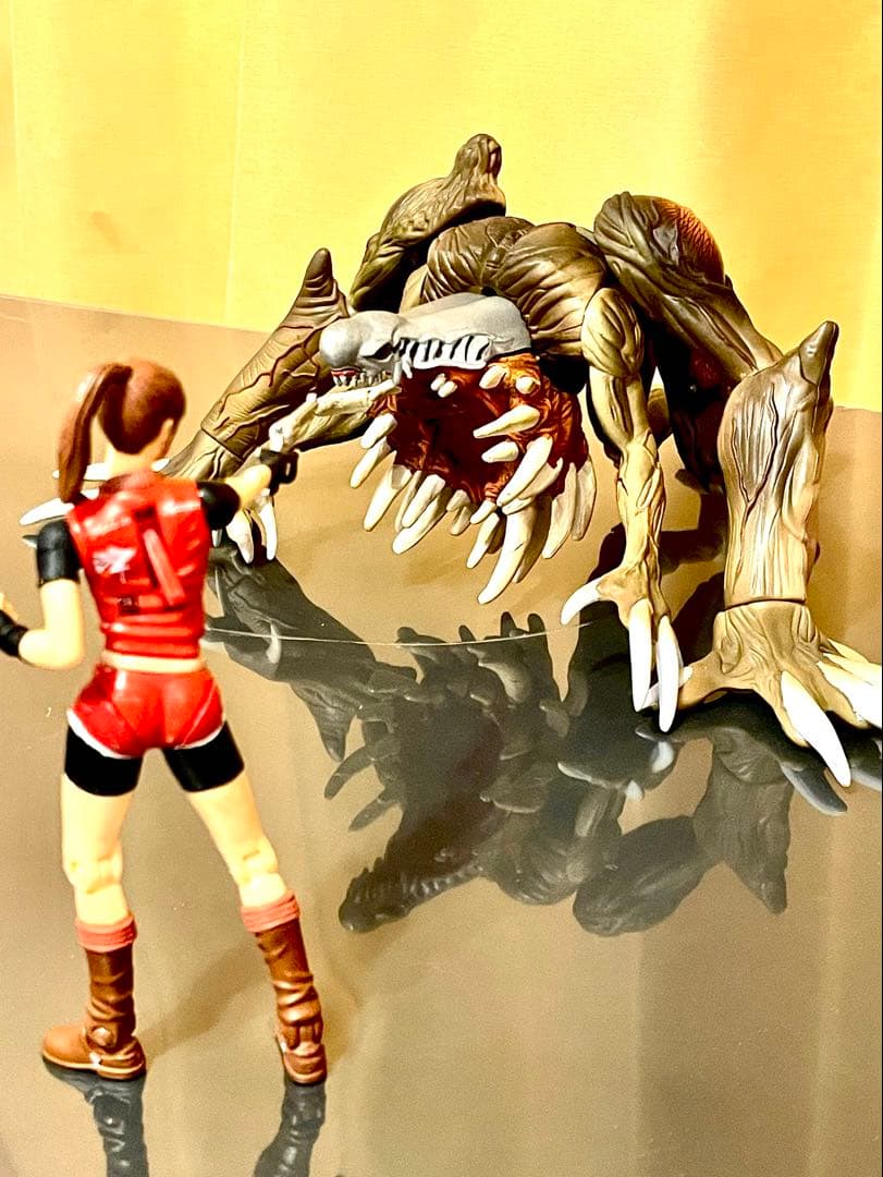 希少】トイビズ レジデントイビル2 フィギュア 2点セット - メルカリ