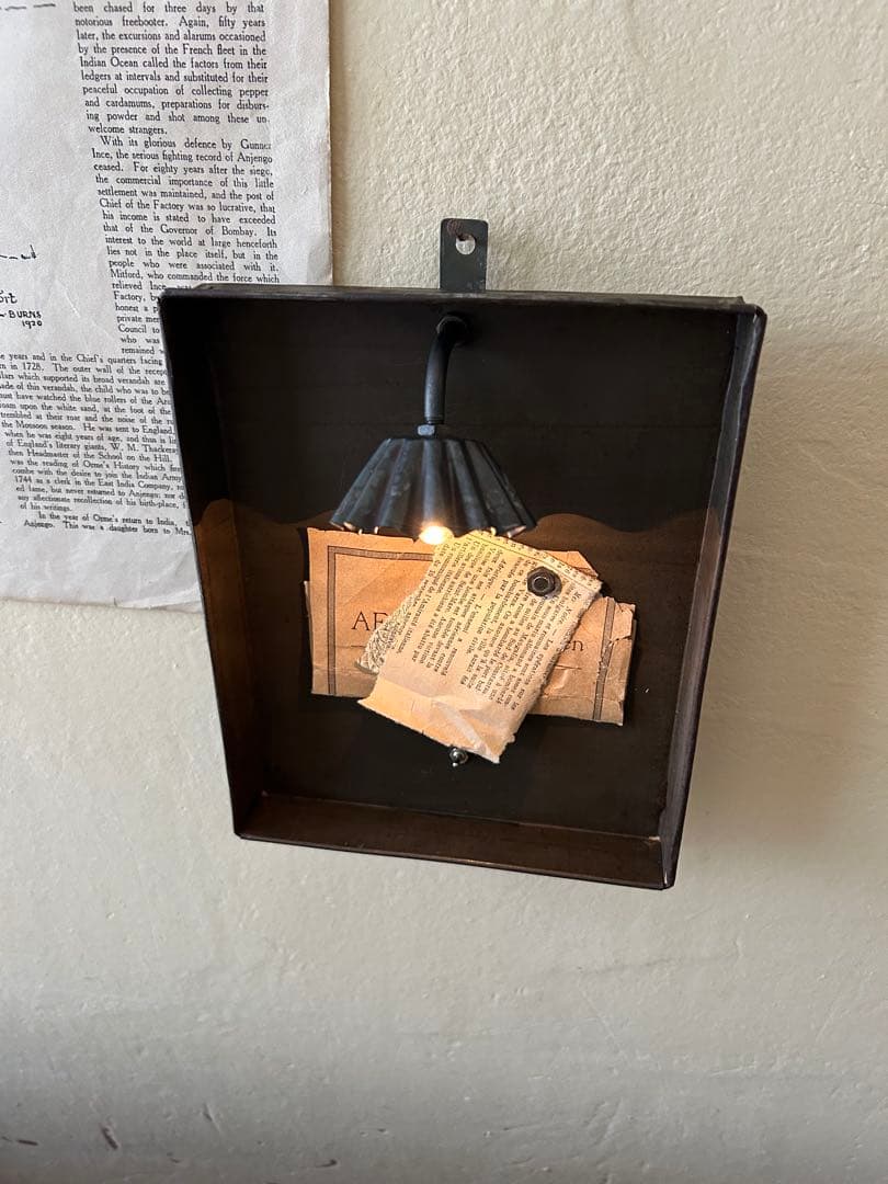 古道具照明 単3乾電池照明 古材ディスプレイ照明 古材サインボード