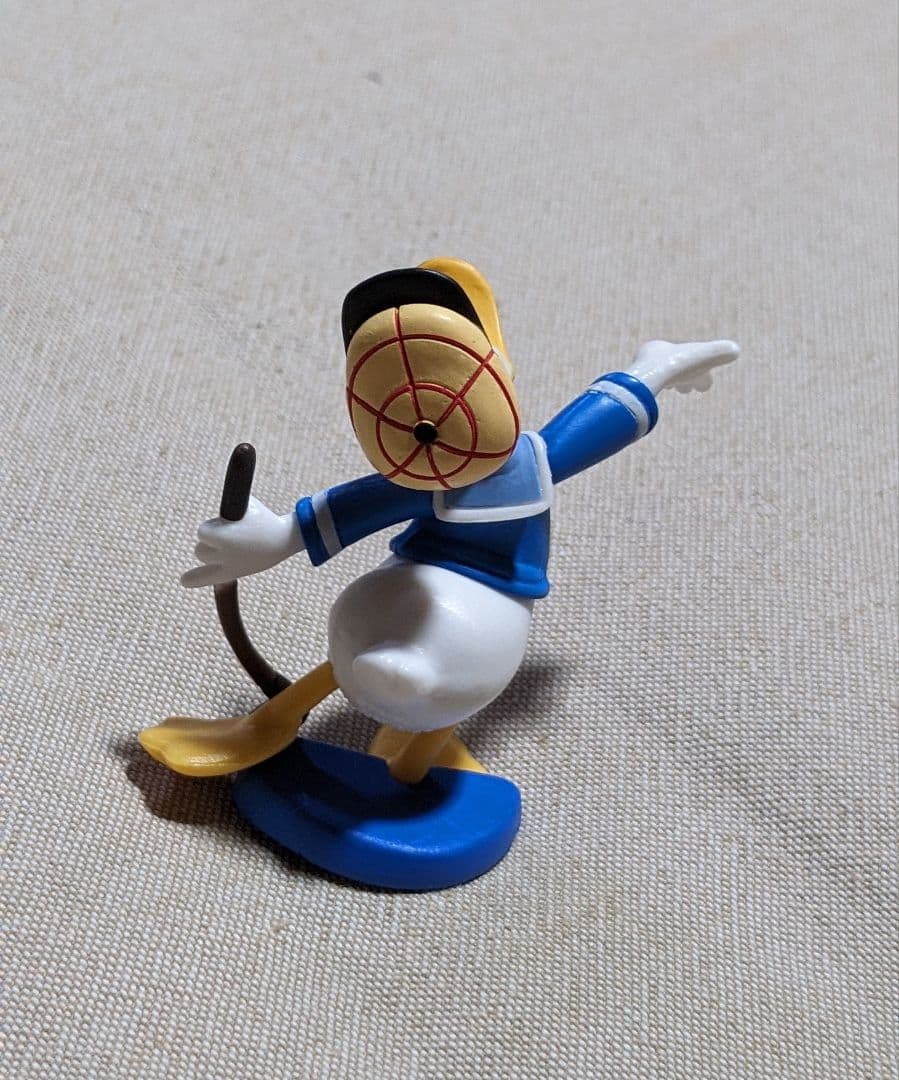 ドナルドダック コスチュームフィギュアコレクション - メルカリ