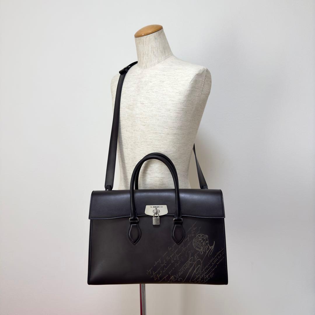 最新 定価72.6万円 ベルルッティ エミーオ ￼スクリットレザーブリーフ