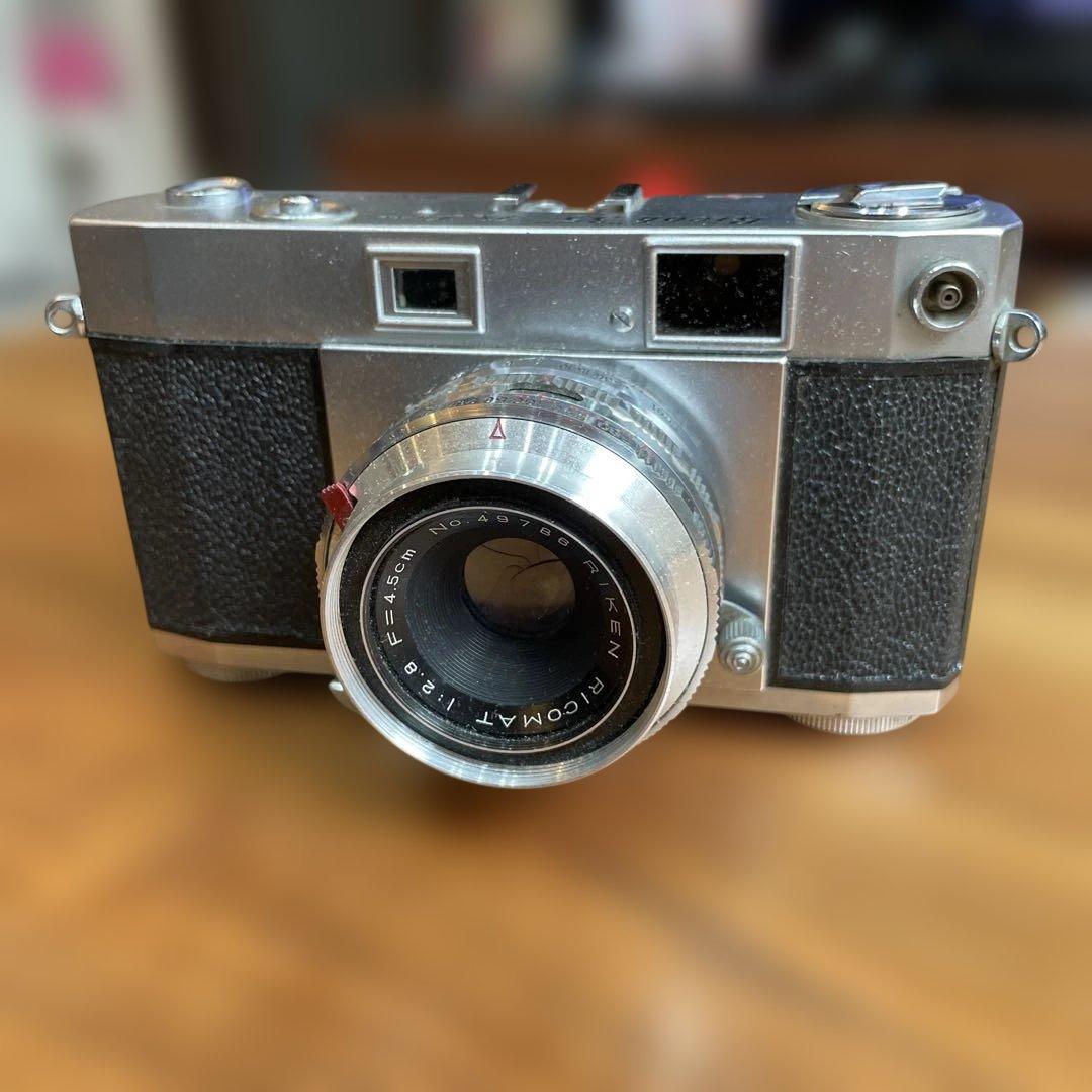 Ricoh 35 De Luxe コンパクトフィルムカメラ（ケース付き） - メルカリ