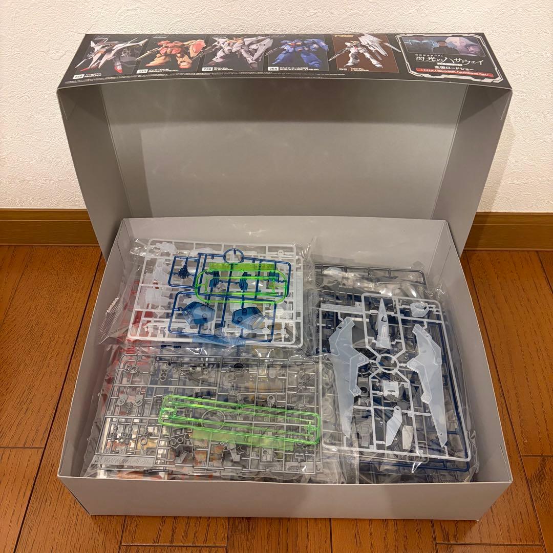 新品】HG クスィーガンダム クリアカラー ／グスタフ・カール 2個