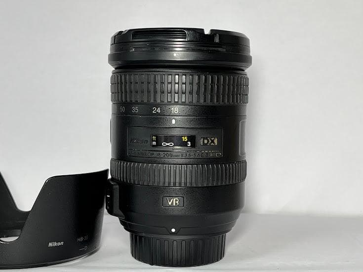 ★極上 ニコンAF-S DX NIKKOR 18-200mm F3.5-5.6