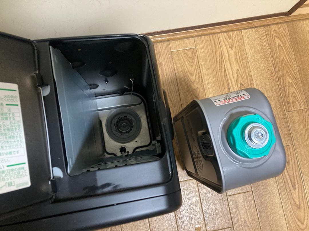 ★美品★2024年製★5.0L★ダイニチ★石油ファンヒーターFW-C3323KC