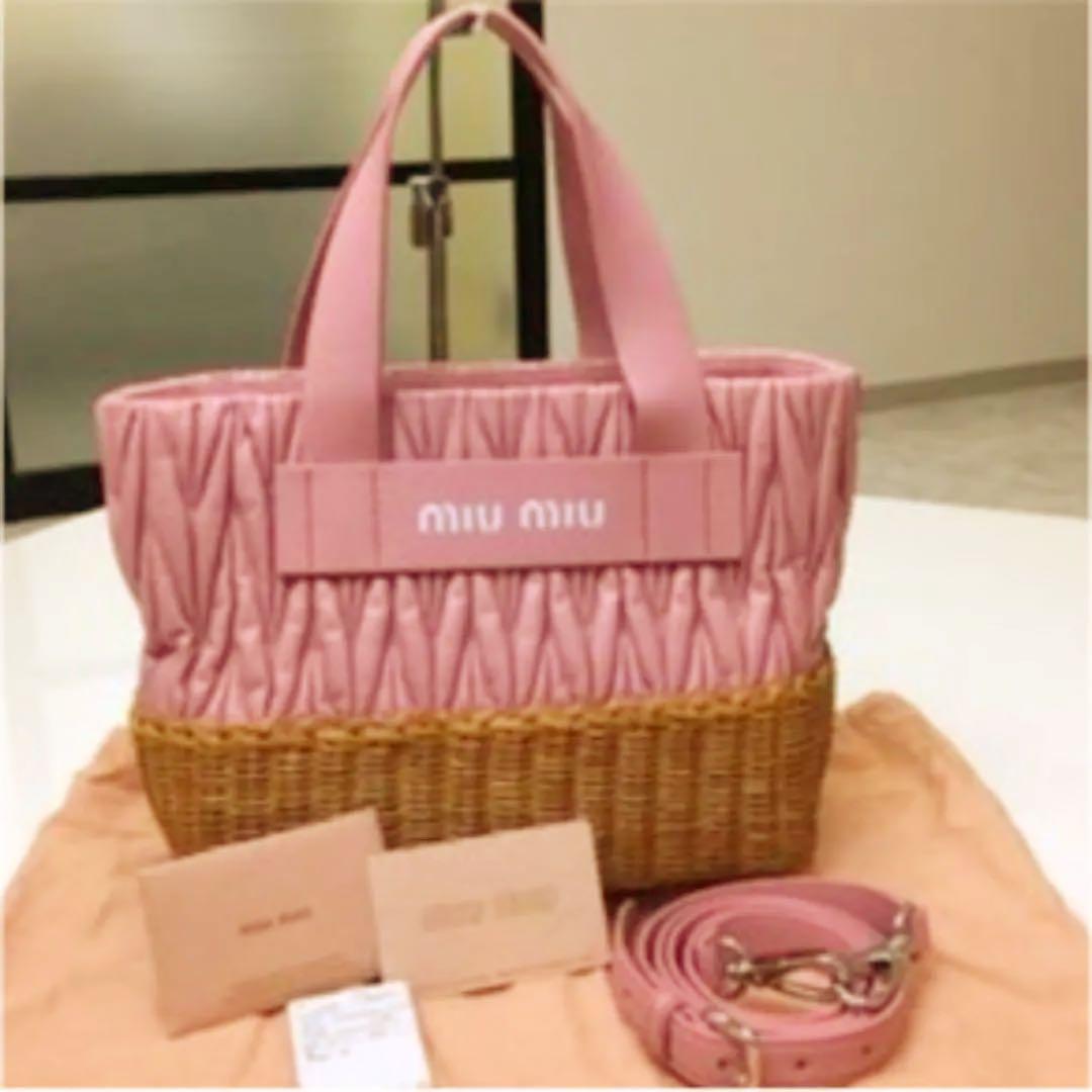 miumiu かごバッグ ピンク - メルカリ