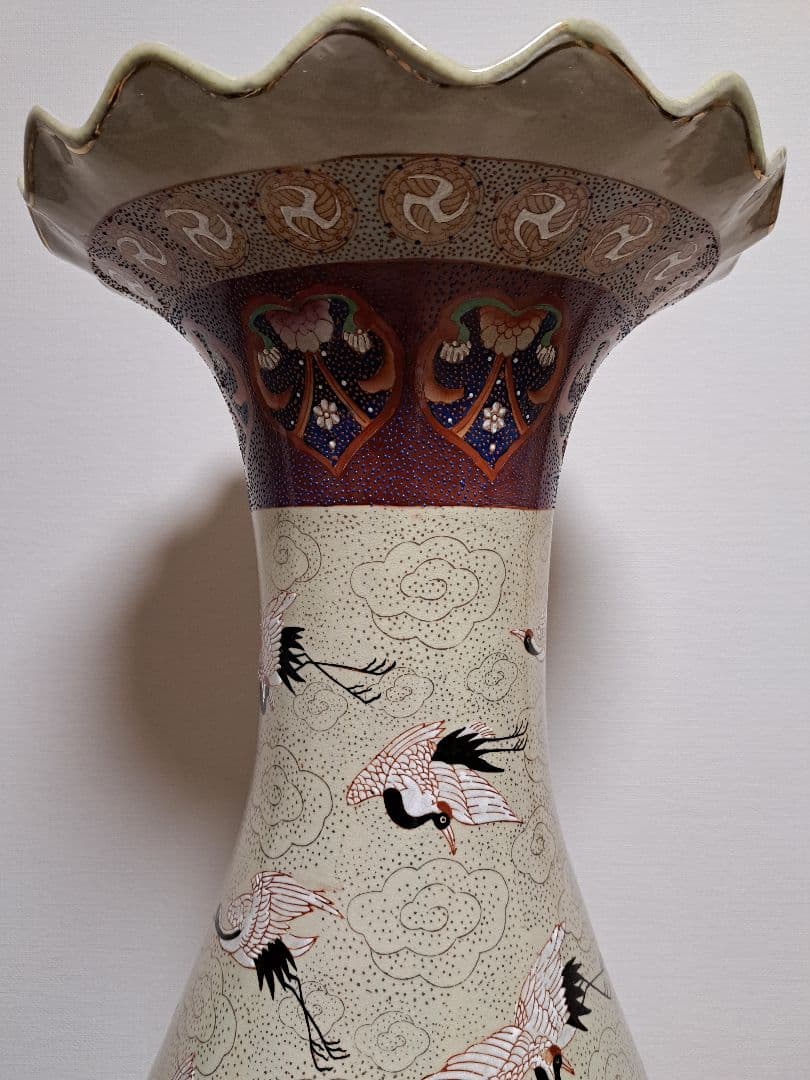 直接お渡し】絢爛豪華 花口壺 57羽鶴絵 大型142㎝