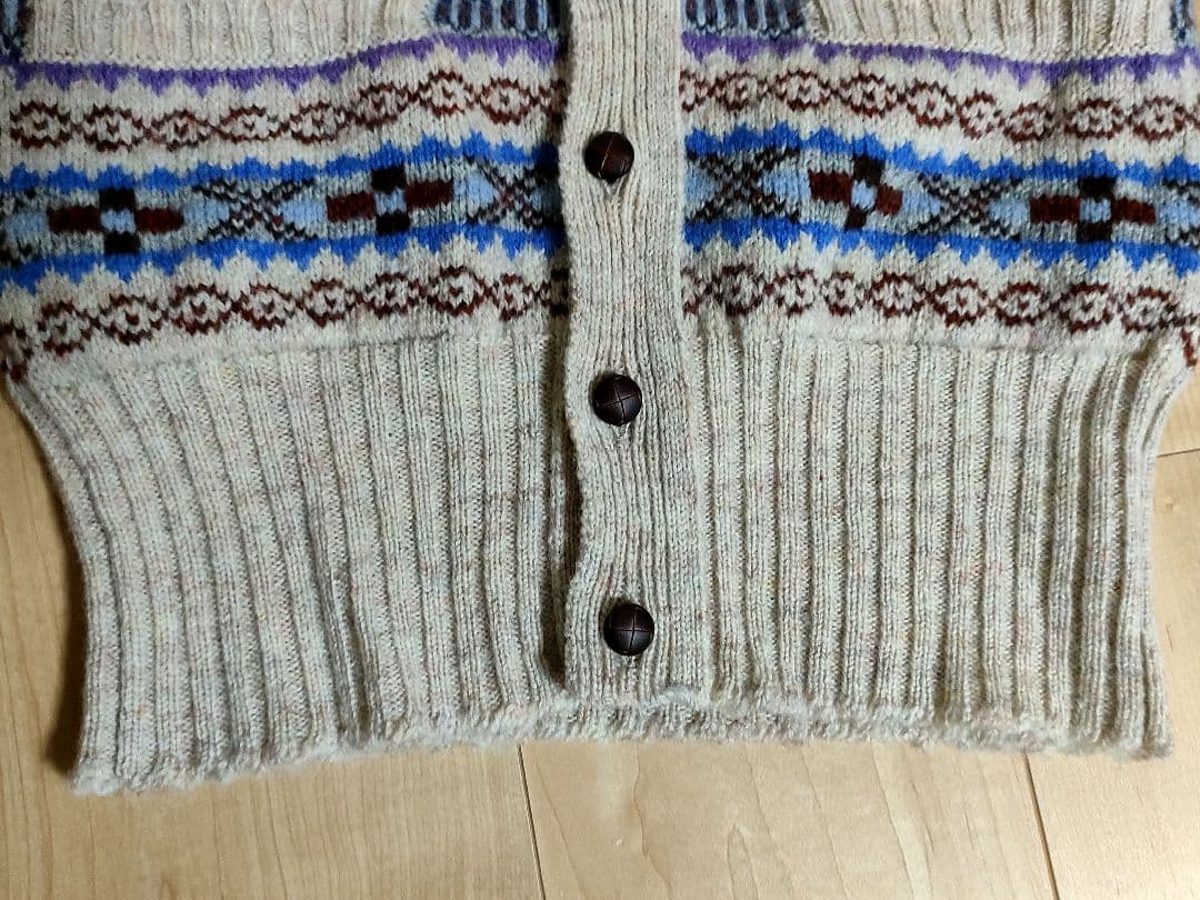 Jamieson's fennica beams別注 ラウンドカラーカーディガン - メルカリ