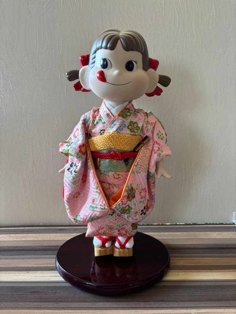 晴れ着ペコちゃん 50周年記念 曙 茜 2体セット - メルカリ