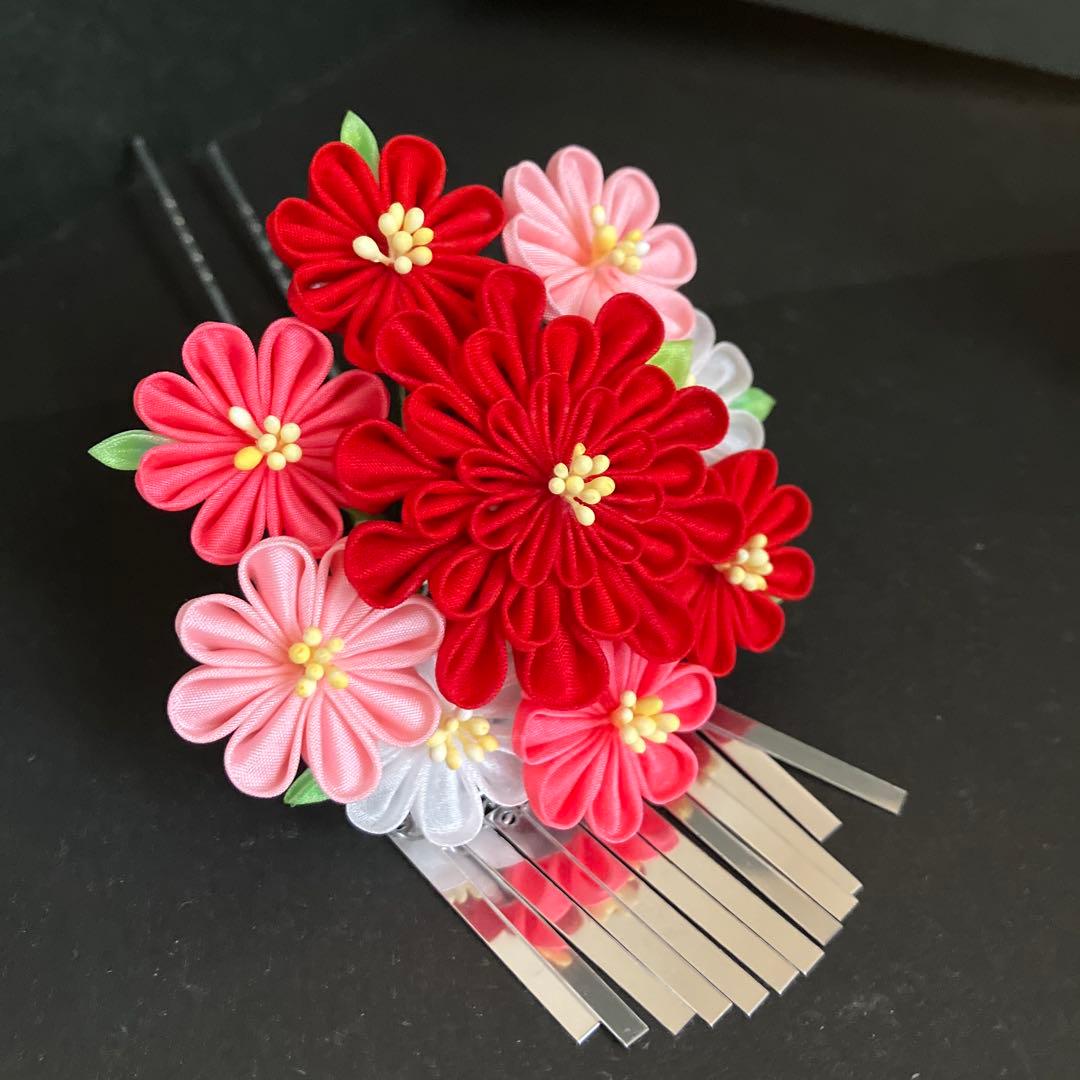 しーちゃん様ご注文 七五三 くす玉 つまみかんざし つまみ細工 髪飾り