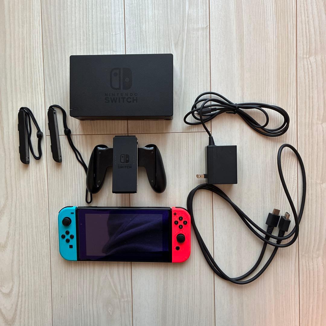 Nintendo Switch 本体(ネオンブルー/レッド) Nintendo Switch 本体【Joy-Con(L) ネオンブルー/(R) ネオンレッド