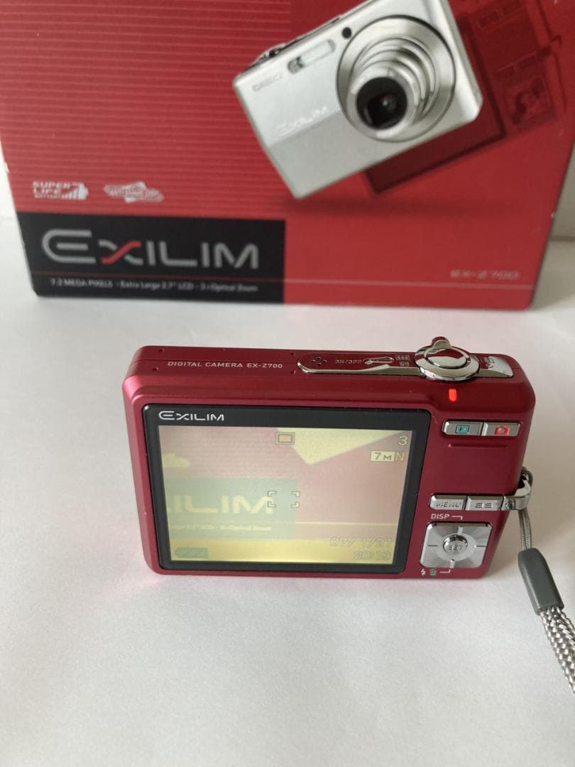 良好 CASIO EXILIM 7.2MEGA PIXELS EX-Z700