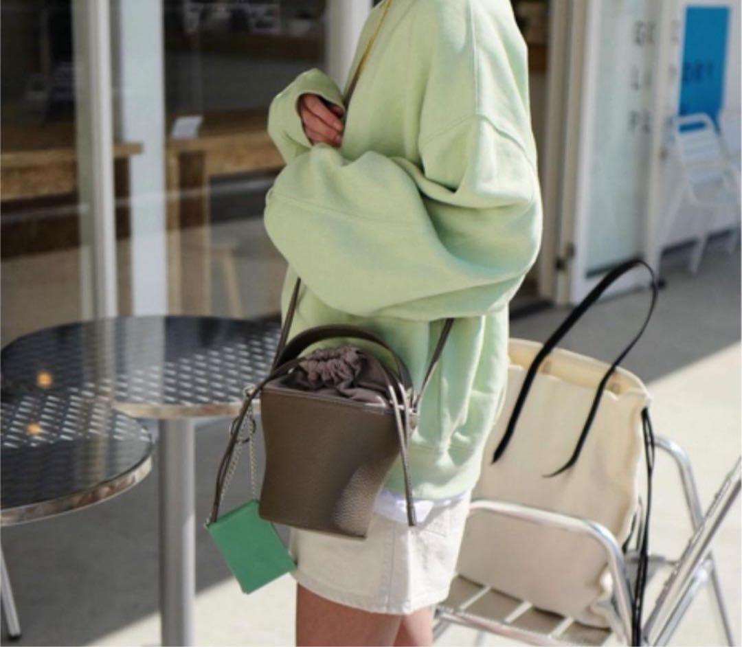 ayakoバッグポタリブラウンレザー巾着型ショルダーバッグCHOCOLATE